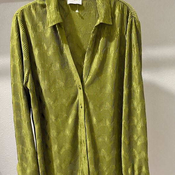 DAZY Drop Shoulder Pocket Patched Button Front Shirt - Picture 3 of 7